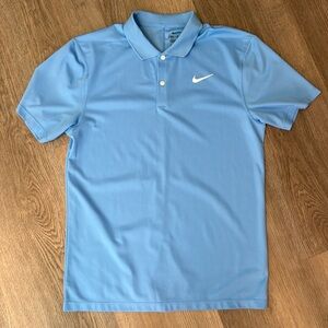 Nike men’s Dri-fit, standard fit golf polo, size small, blue